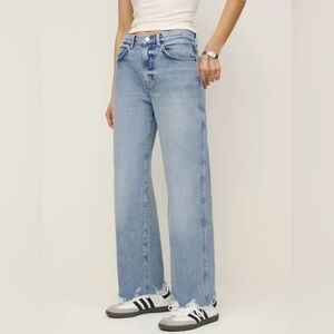 Reformation Val 90s Mid Rise Cropped Jean